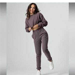 Buffbunny SET Cloud Jogger and long sleeve crop